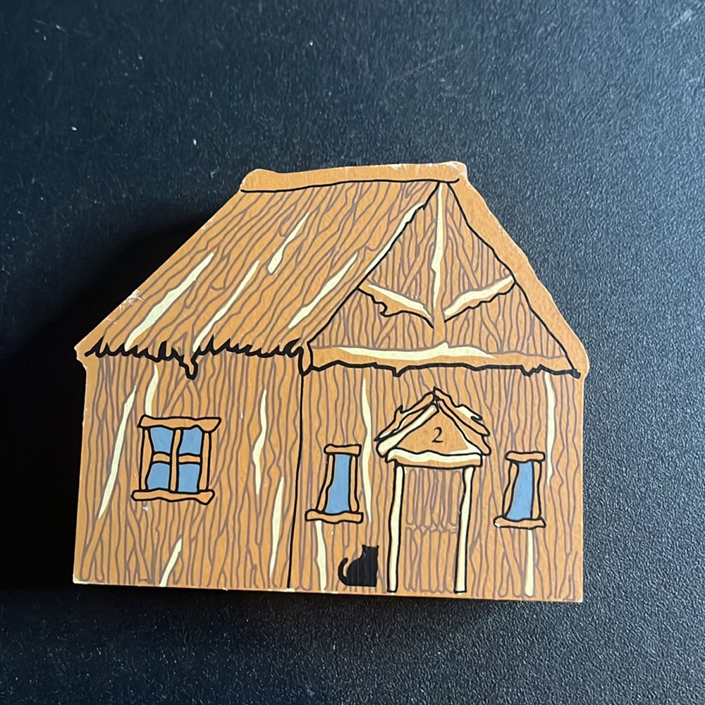 CATS MEOW 1997 Three Little Pig Collection Stick House Shelf Sitter